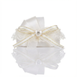 Boîte cadeau Baby Shower blanche élégante